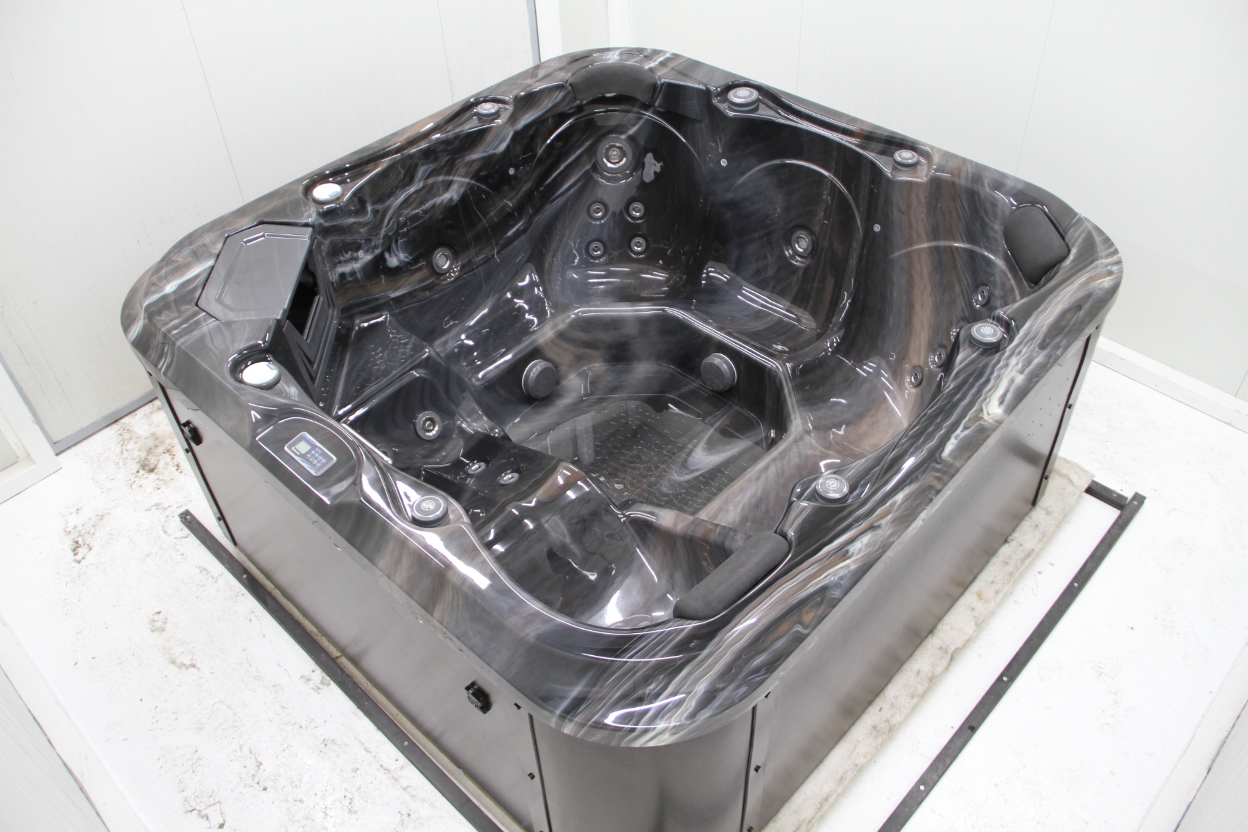 Curium VI 2022 (Midnight Canyon) -Pre-loved